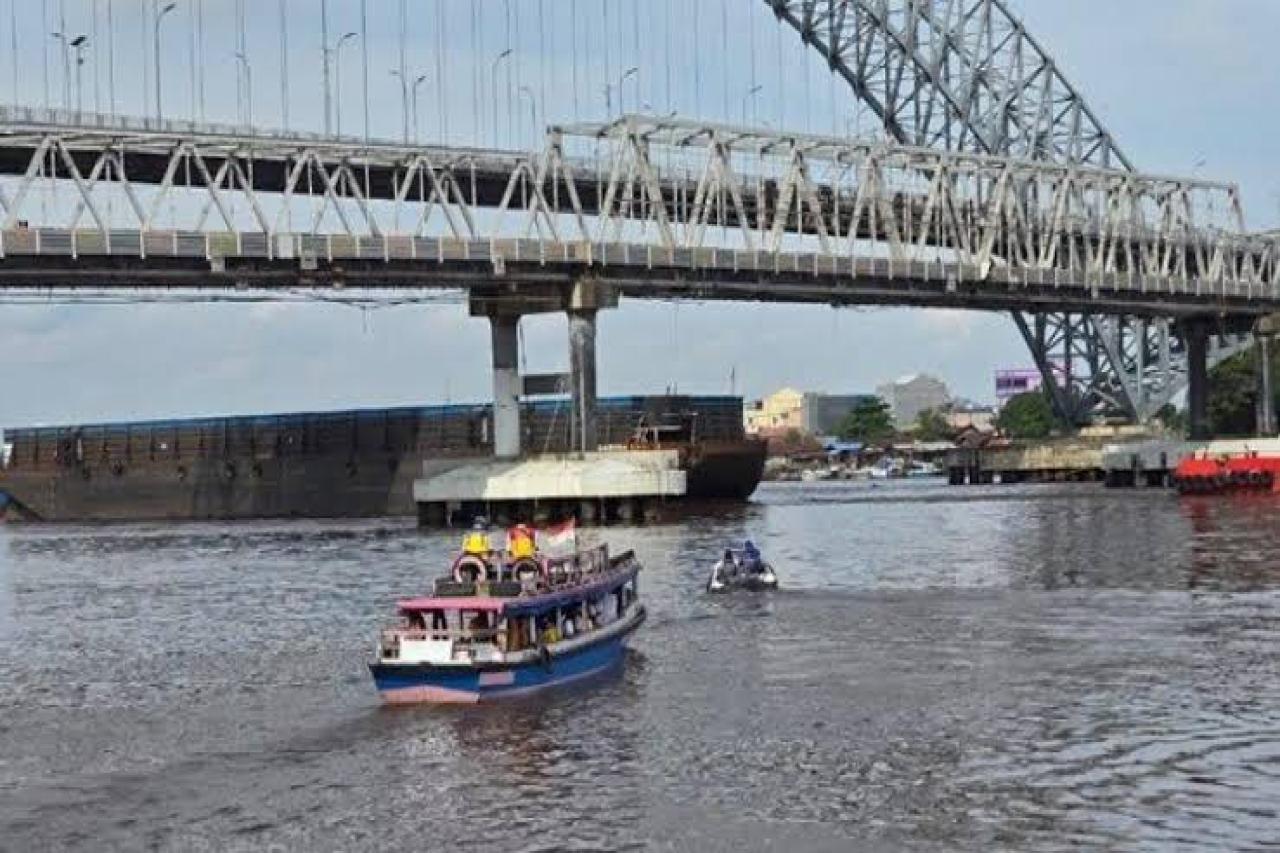 antisipasi_kemacetan,_polisi_siapkan_rekayasa_lalu_lintas_selama_penutupan_jembatan_mahakam_i1_IMG_7571.jpeg