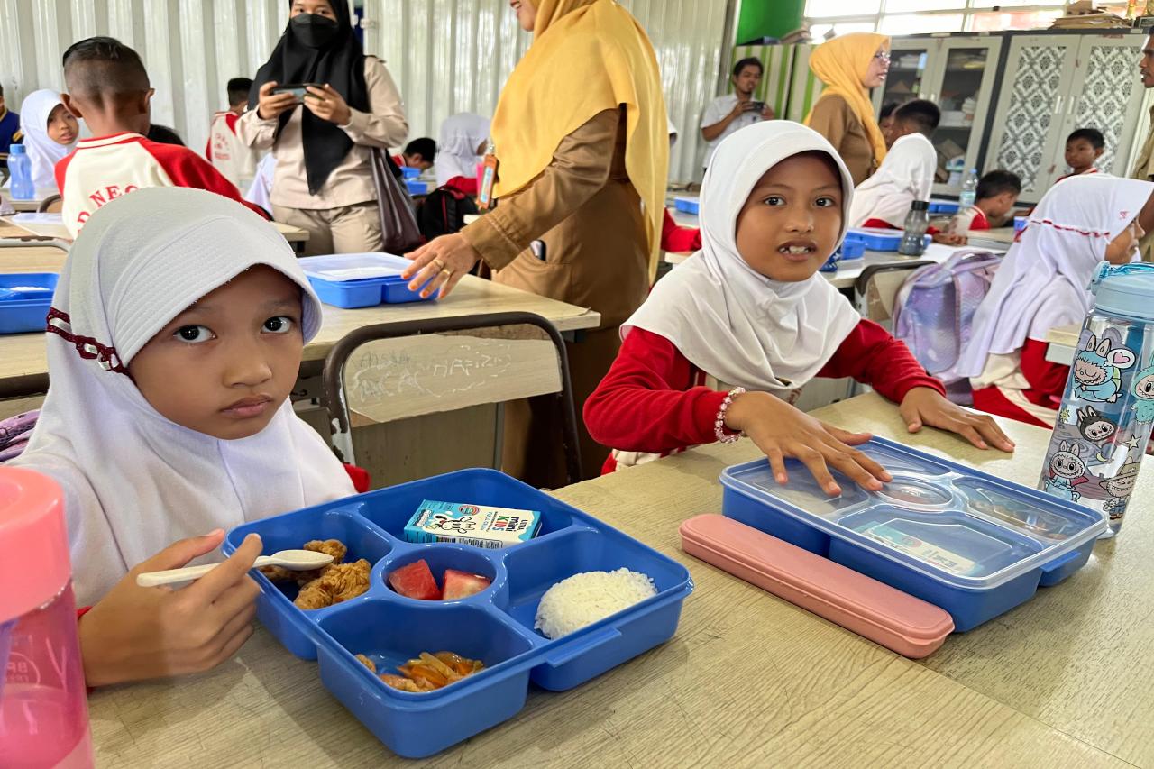 sdn_004_sempaja_jadi_sekolah_pertama_di_samarinda_jalankan_program_makan_bergizi_gratis1_886c2534-63e6-4cf1-a536-0d4d2312c786.jpeg